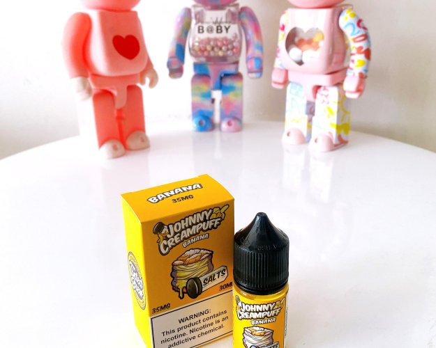 Johnny  CreamPuff Saltnic Banana (Bánh Su Kem Chuối) 30ml